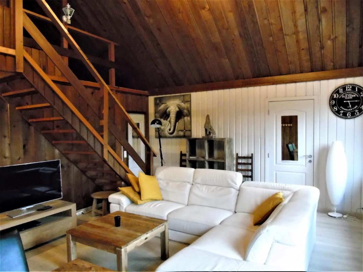 Maison L'Hirondelle Rustique A Tournavaux エクステリア 写真